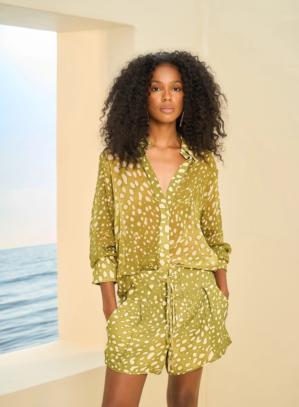 Camisa Feminina Oversized Em Linho Bordada Camisa Feminina