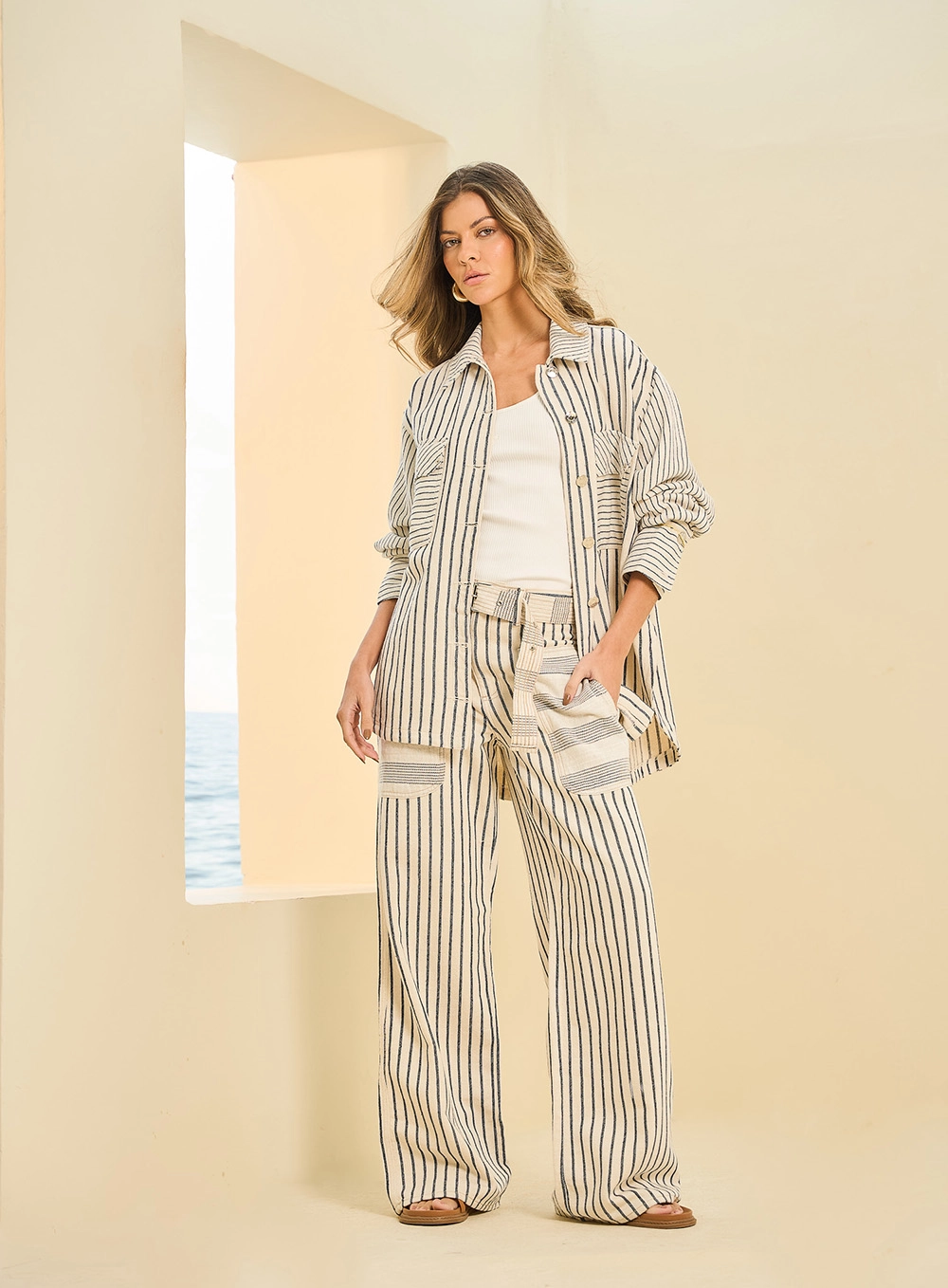 Camisa Feminina De Sarja Listrada Oversized Estampa 4