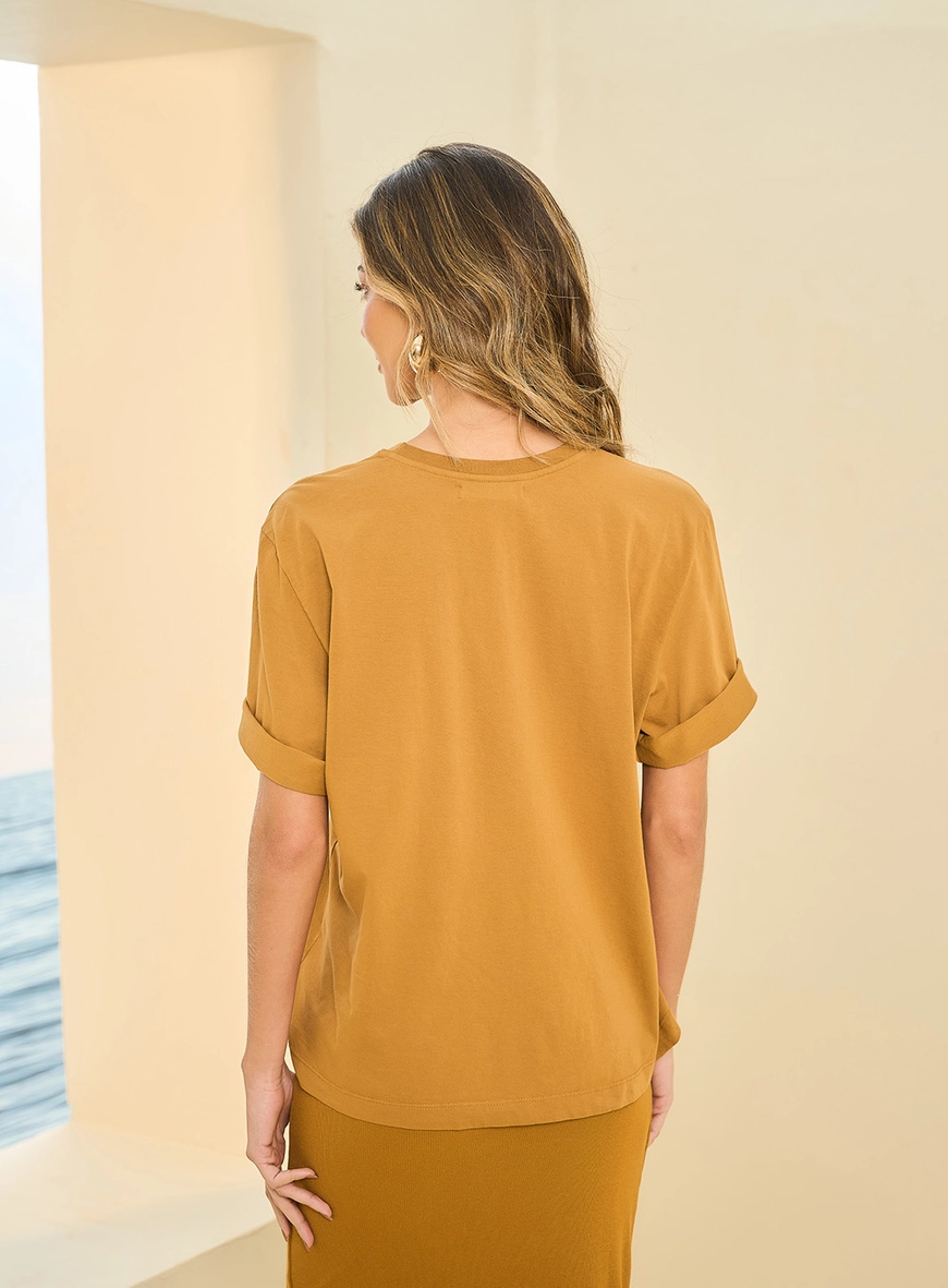 Camiseta Feminina Estampada Marrom 2