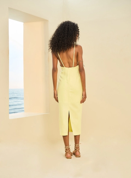 Vestido Feminino Midi Com Decote