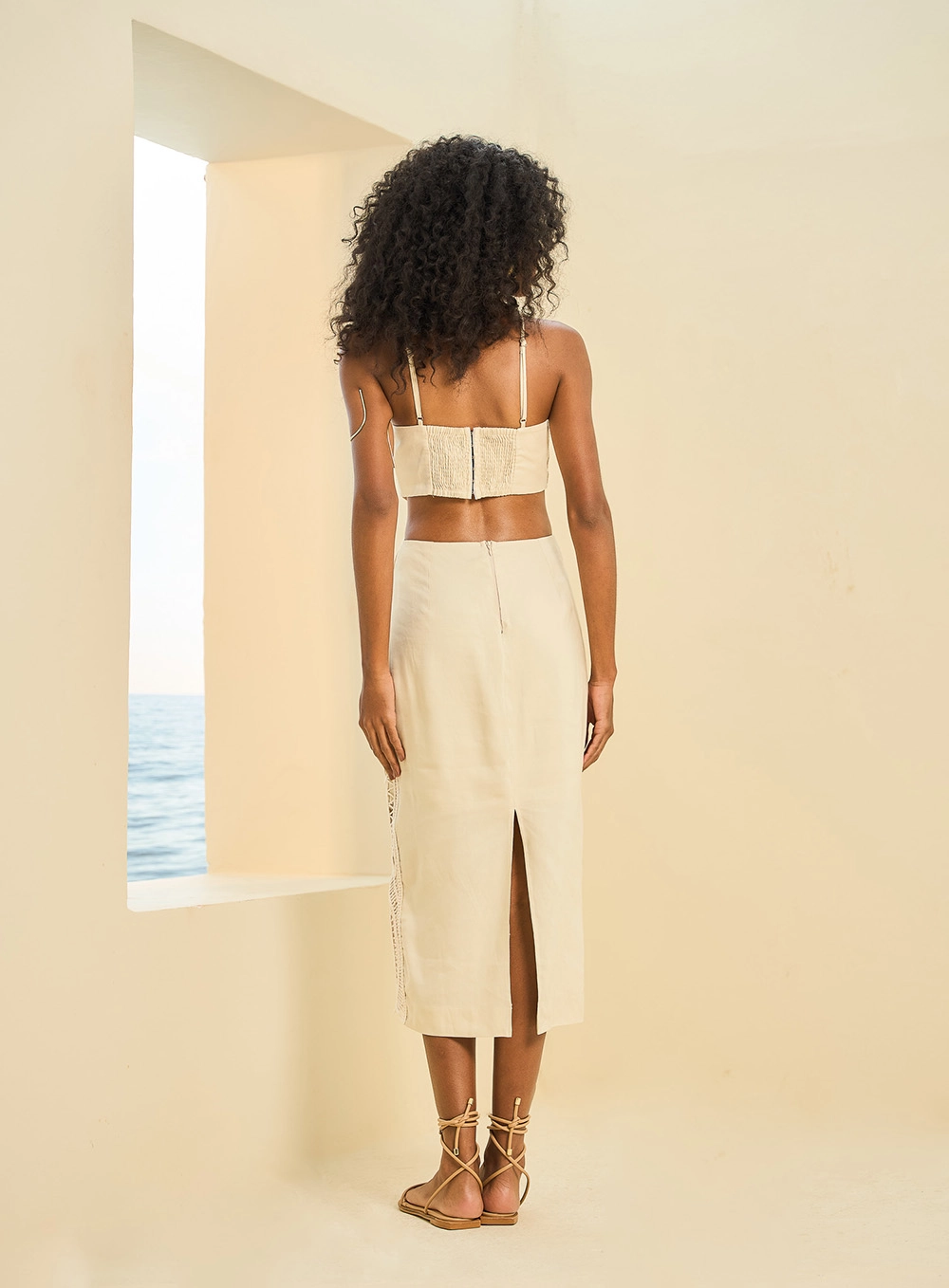 Vestido Feminino Midi Com Detalhes Bege 2