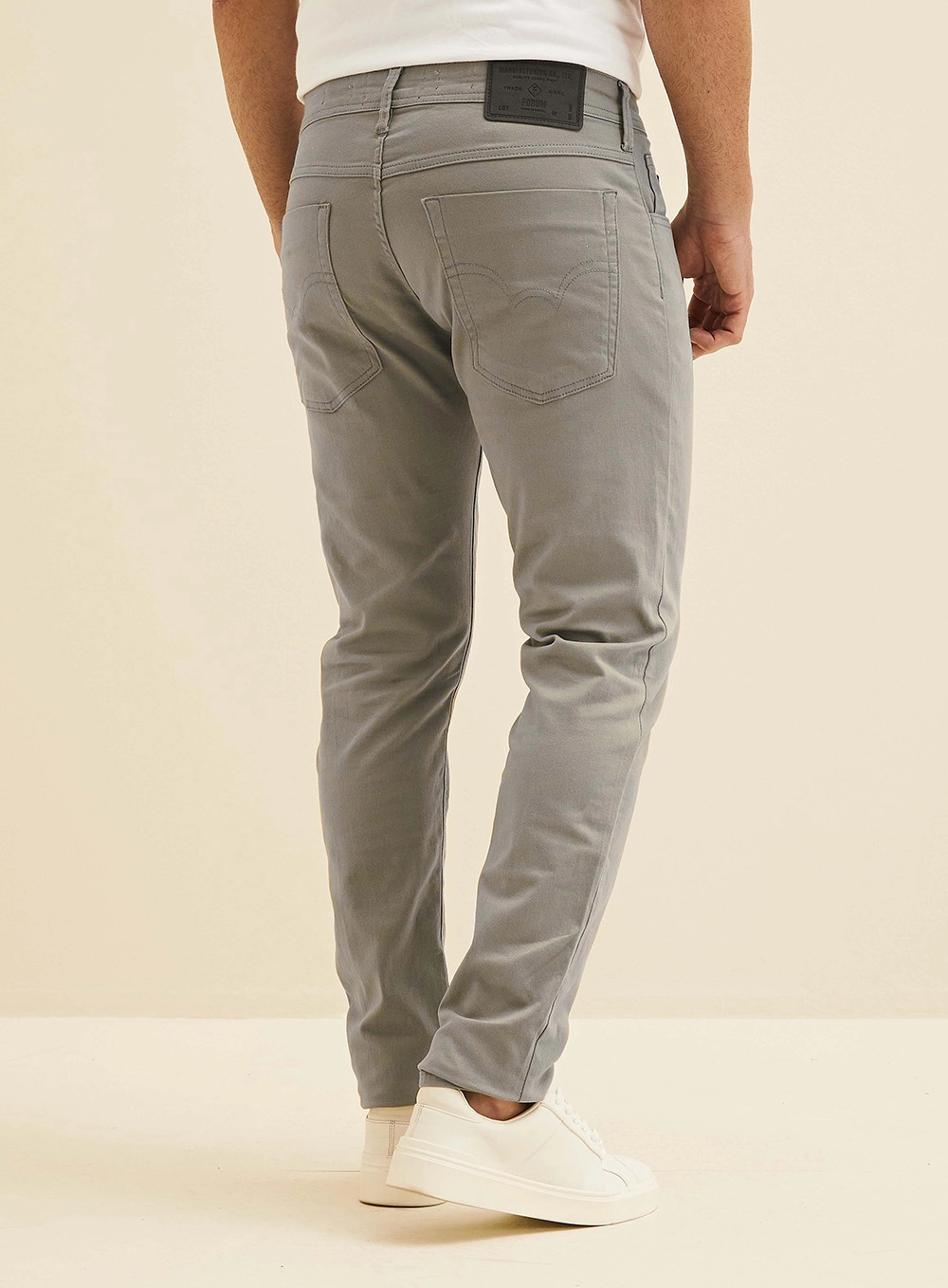 Calça Em Sarja Igor Skinny Cinza 4