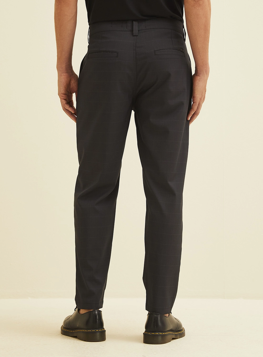 Calça Masculina Johann Xadrez Preto 4