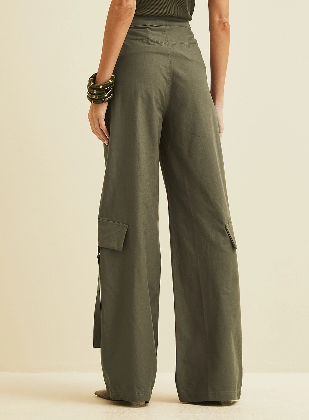 Calça Semi Bag Com Bolsos Cargo Verde Biosphere 4