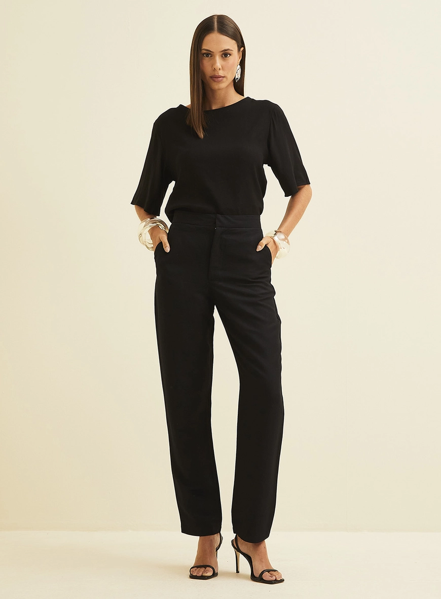 Calça Feminina Slim Em Linho Preto