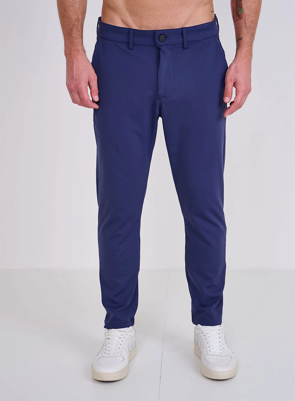 Calça Urban Chino Alfaiataria - Colcci Tech Azul