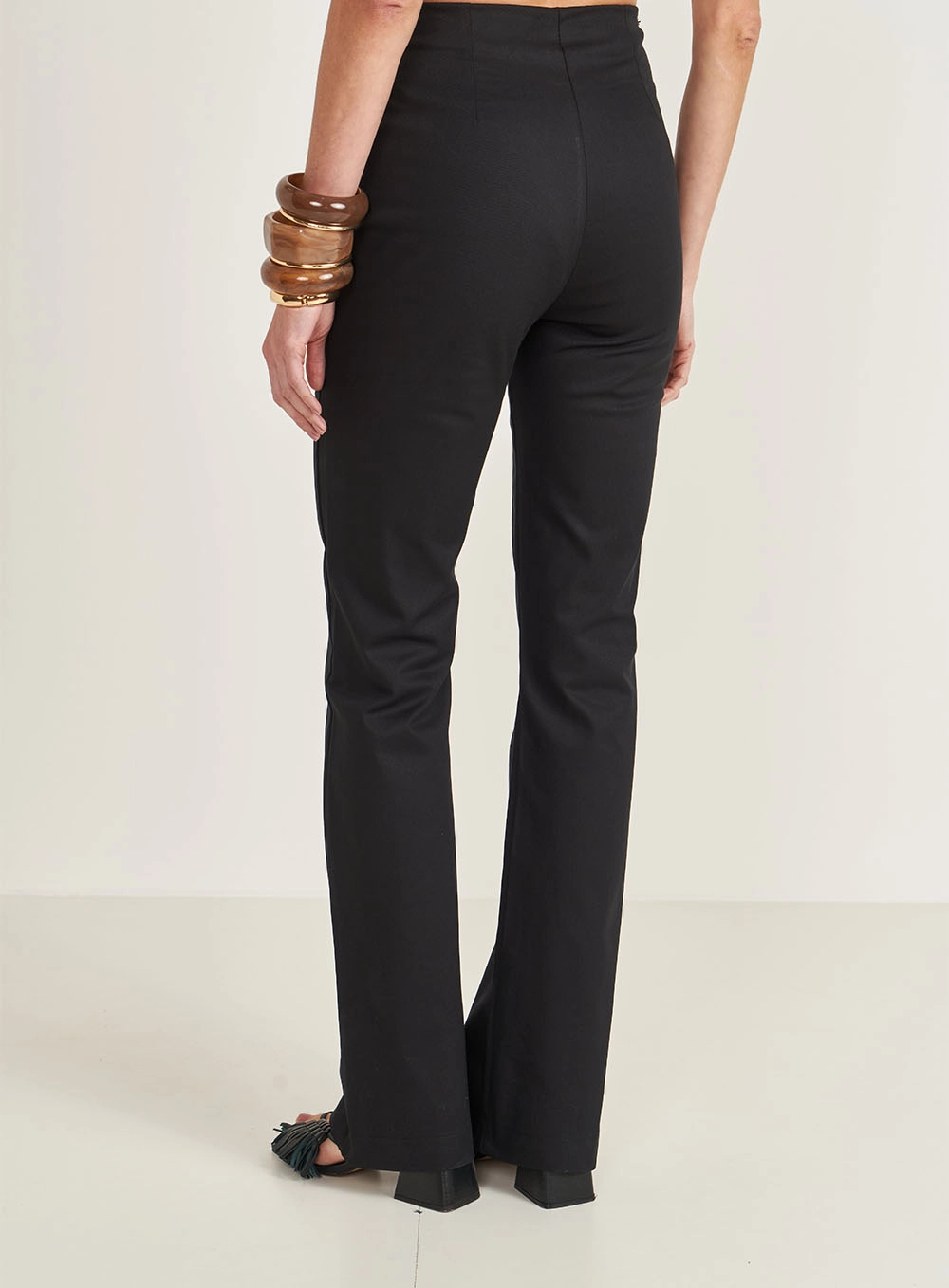 Calça Roby Flare Preto