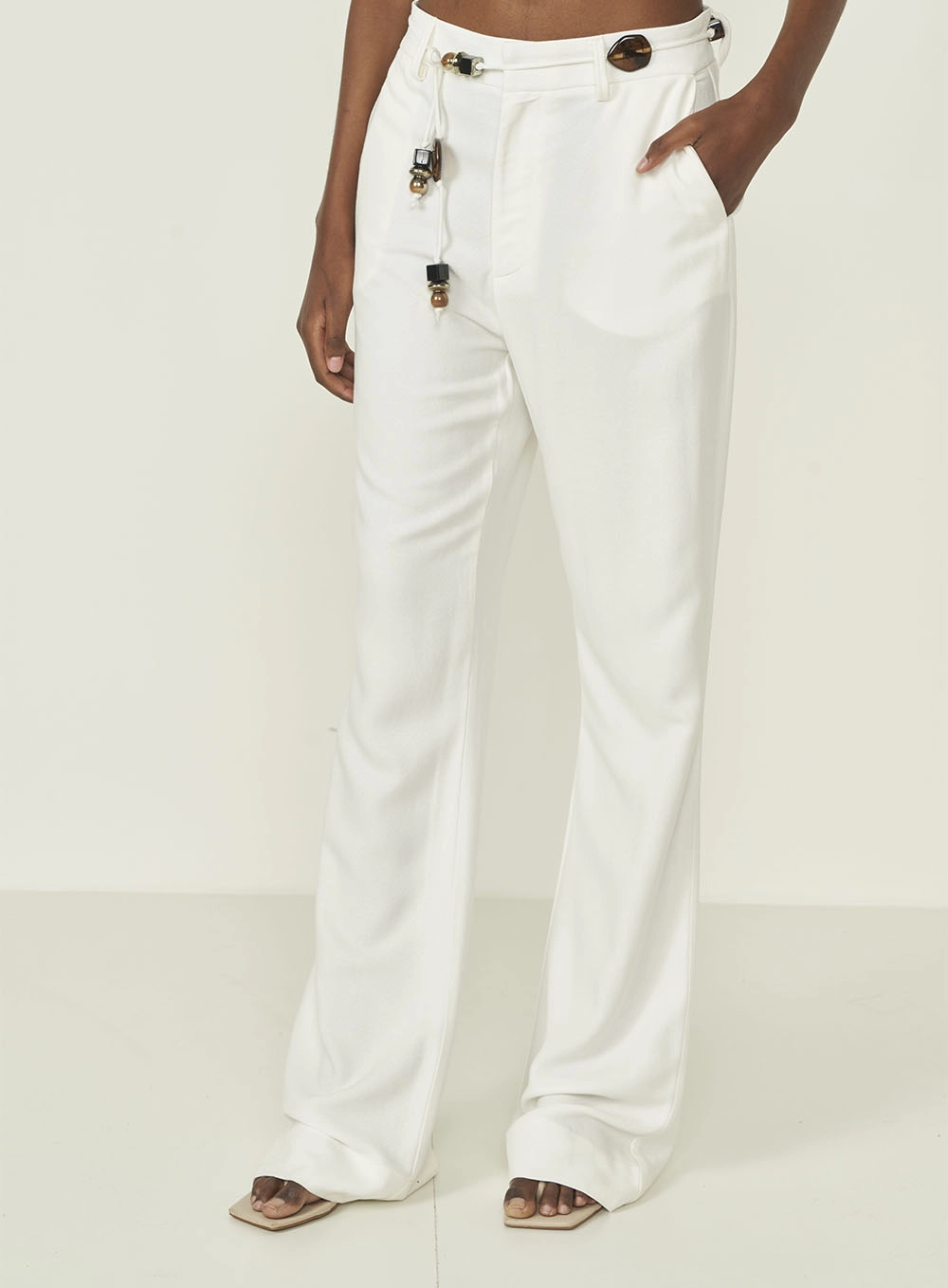 Calça Roby Com Cinto Off Shell