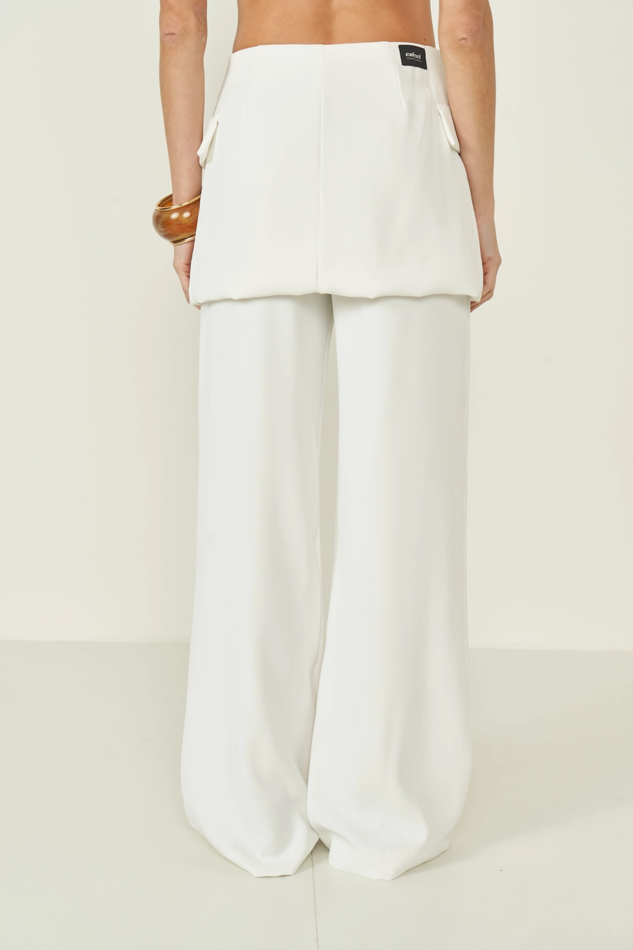 Calça Feminina Com Detalhes - Jade Off Shell