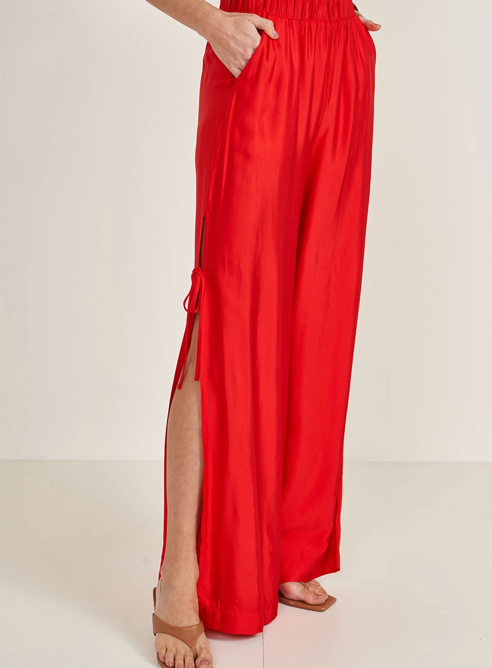 Calça Joana Com Fenda E Amarração Lateral Vermelho