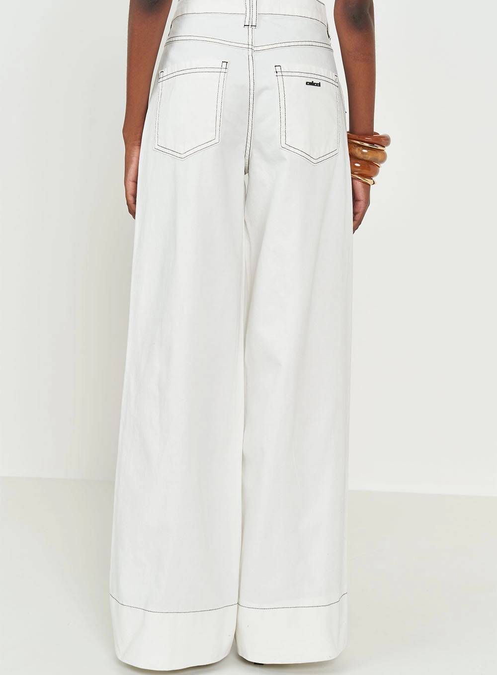 Calça Wide Leg Silvia Off Shell