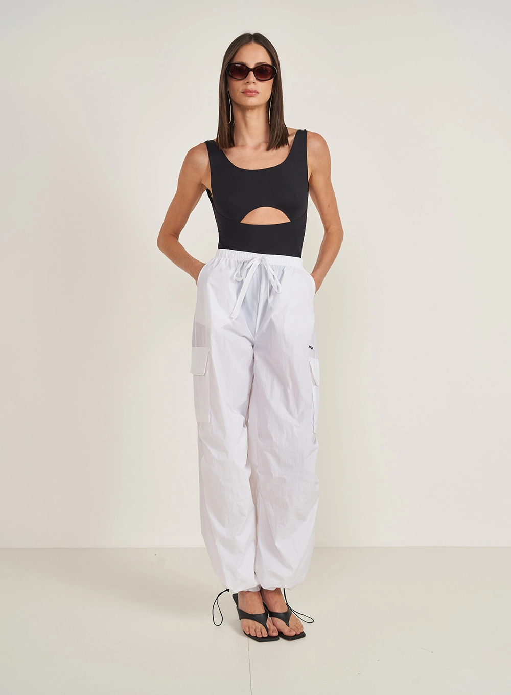 Calça Cargo Jade Com Barra Ajustável Off Shell