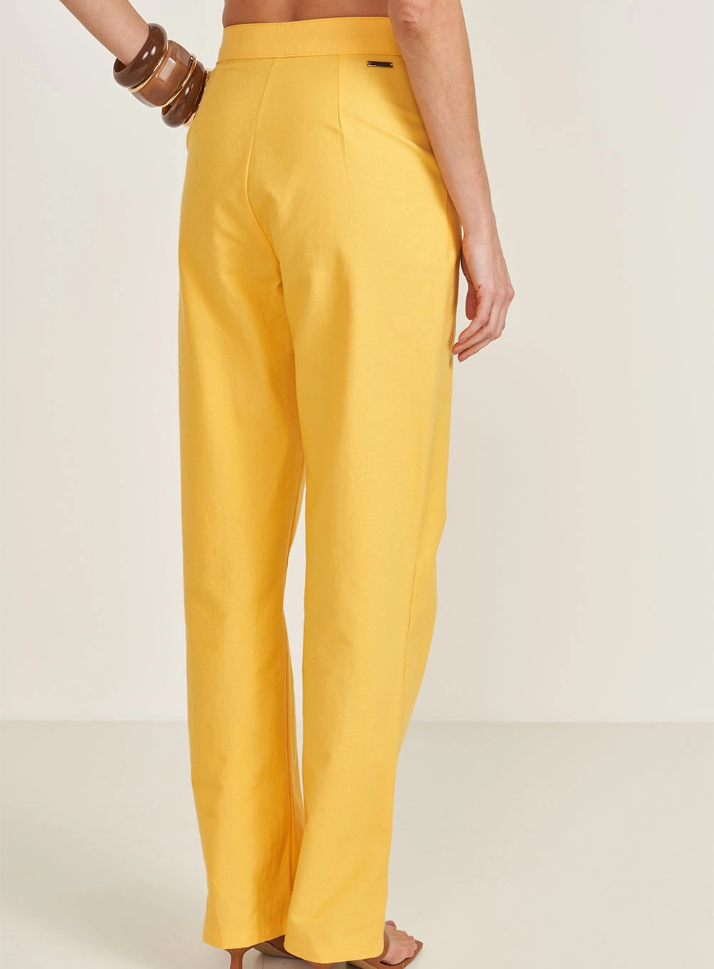 Calça Joana Reta Alfaiataria Amarelo