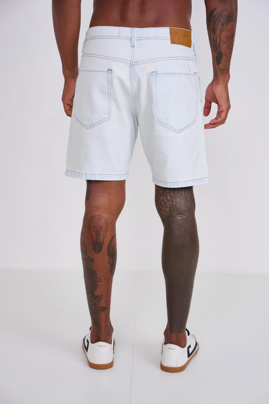 Bermuda Jeans Resinada Índigo
