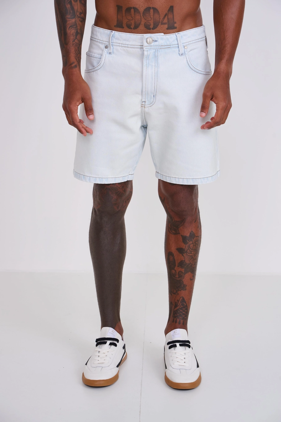 Bermuda Jeans Resinada Índigo