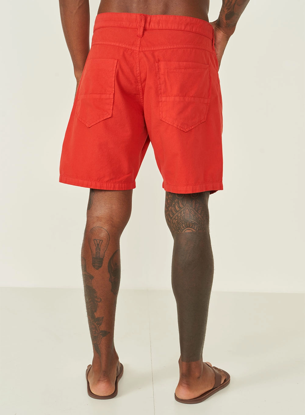 Bermuda Em Sarja Bona Vermelho