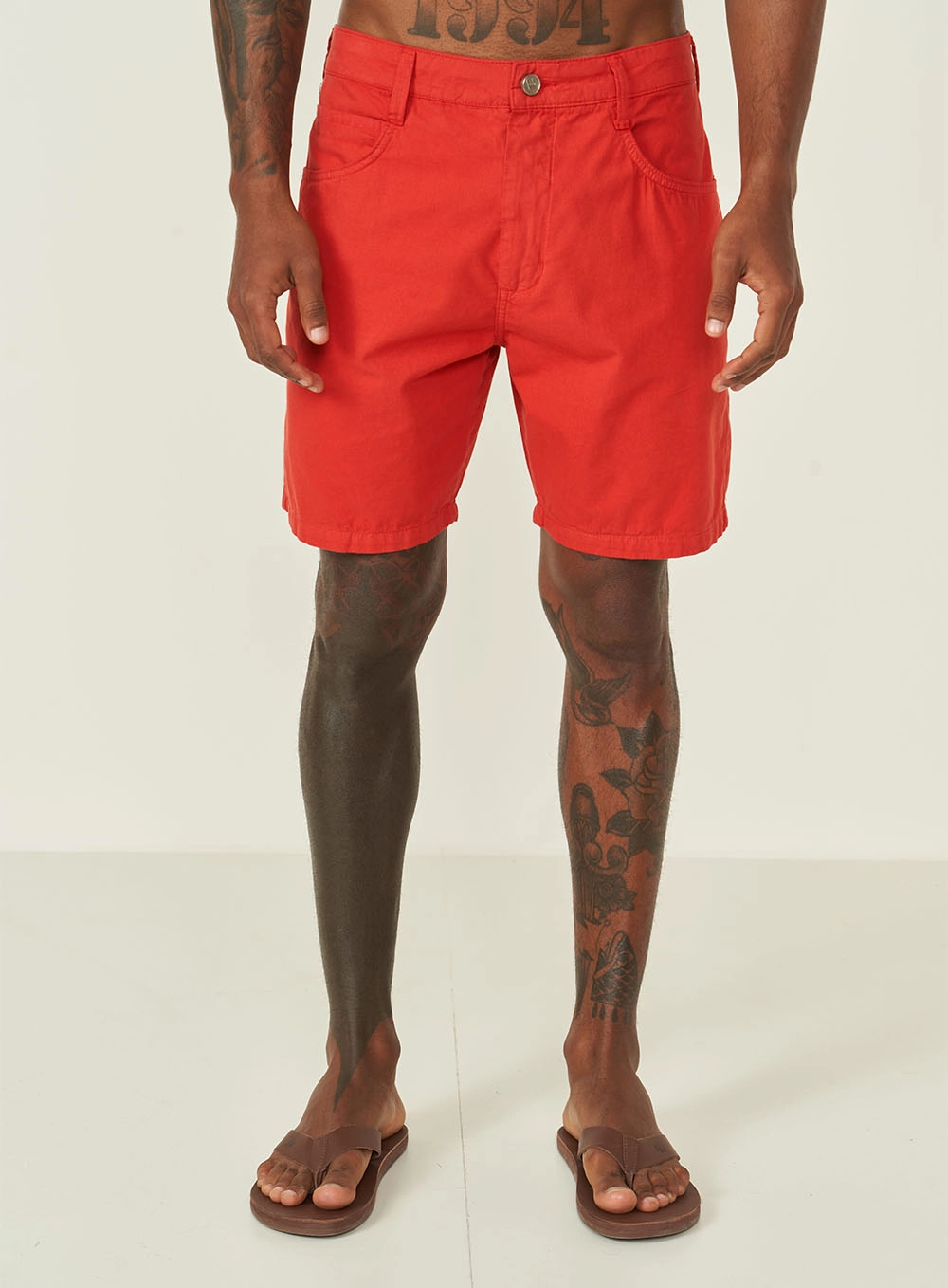 Bermuda Em Sarja Bona Vermelho