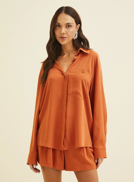 Camisa Manga Longa Ampla Com Bolso Frontal