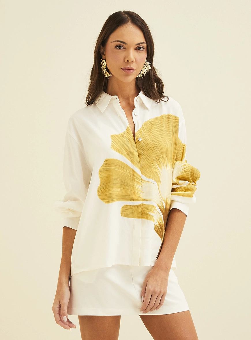 Camisa Feminina Estampada Bege