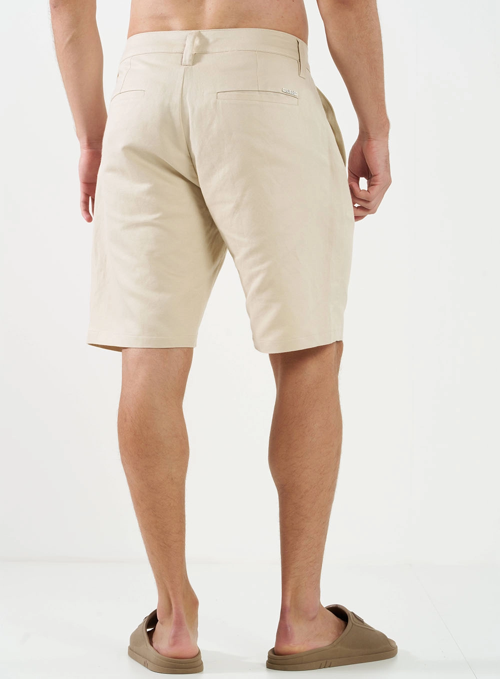 Bermuda Masculina Com Linho Bege
