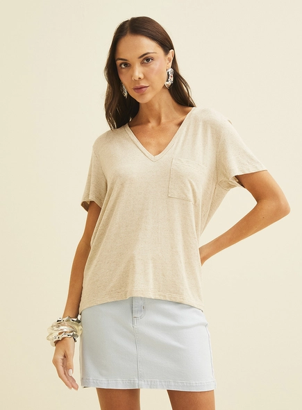 Camiseta Em Linho Com Bolso Frontal