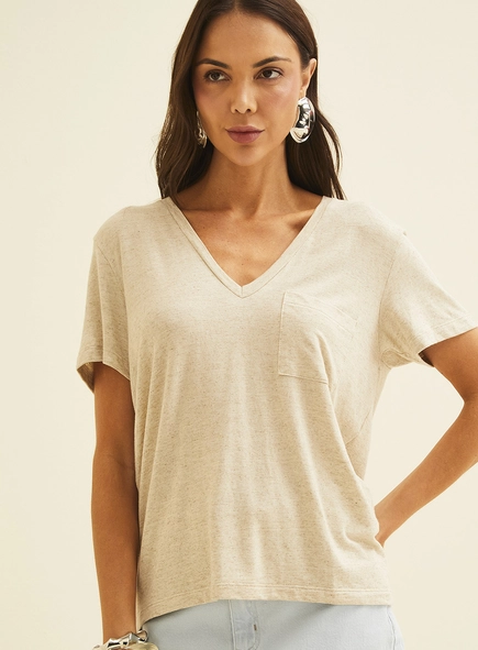 Camiseta Em Linho Com Bolso Frontal