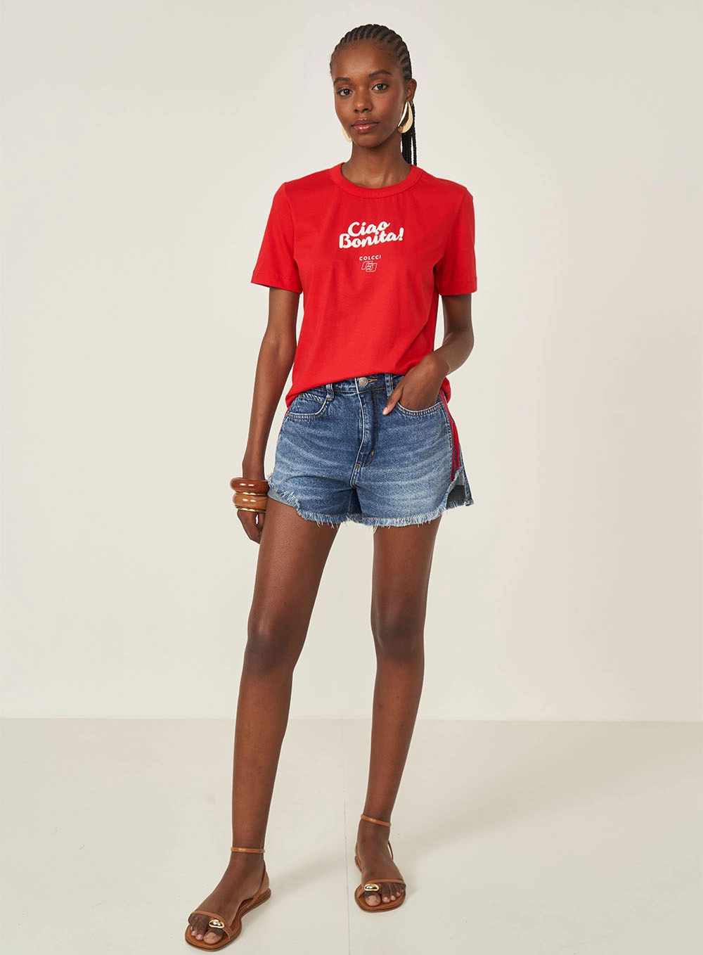 Short Jeans Justo Com Barra À Fio Índigo