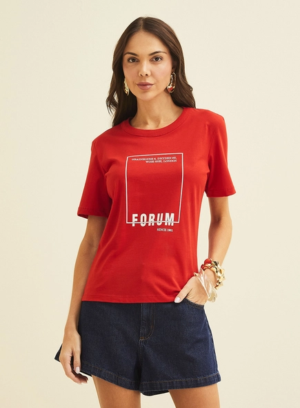 Camiseta Feminina Com Estampa Frontal