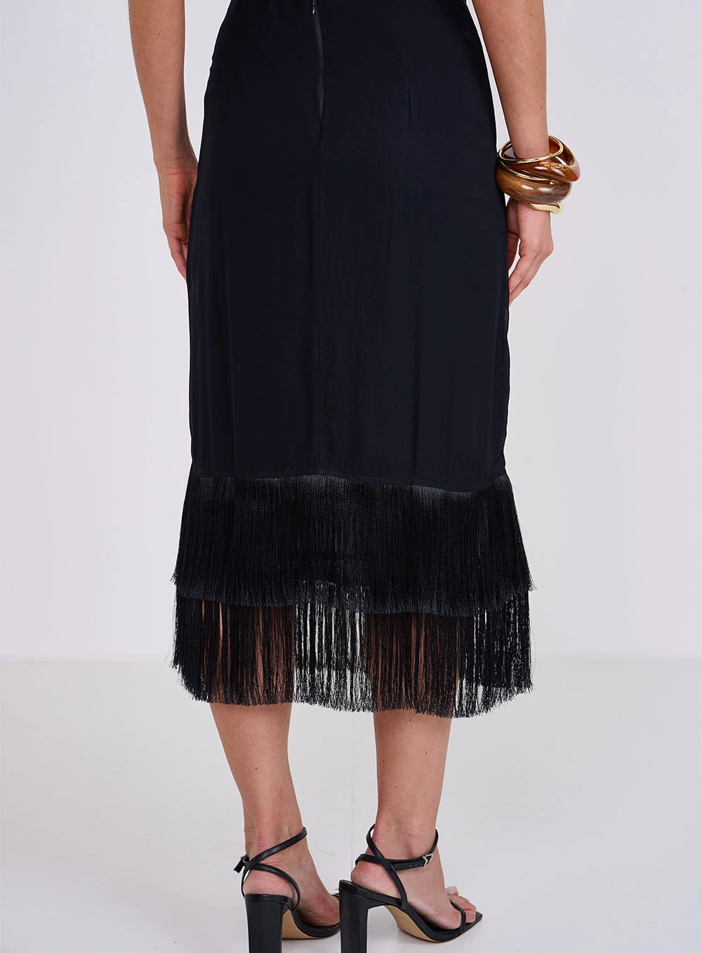 Saia Midi Joana Com Franjas Preto