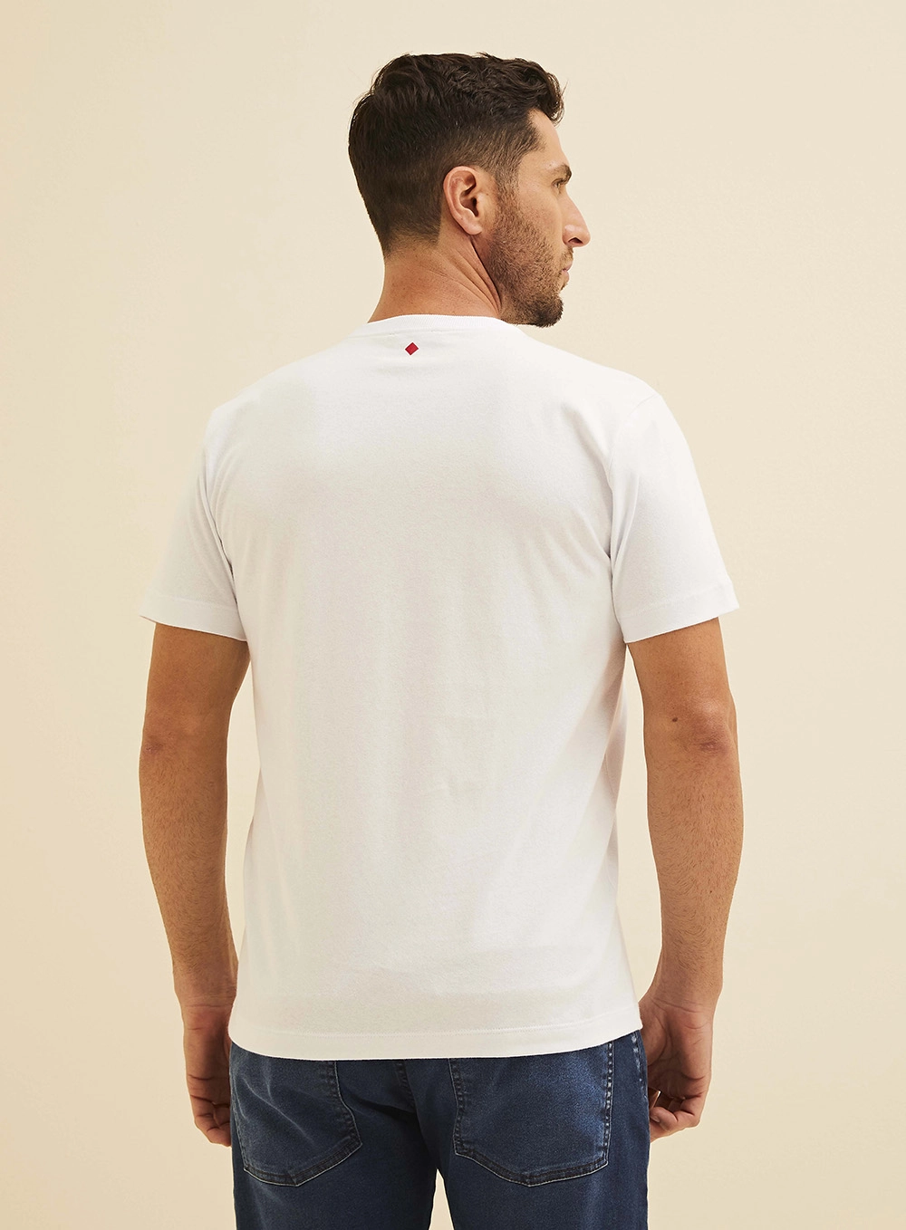 Camiseta New Slim Com Estampa Alto Relevo Branco 4