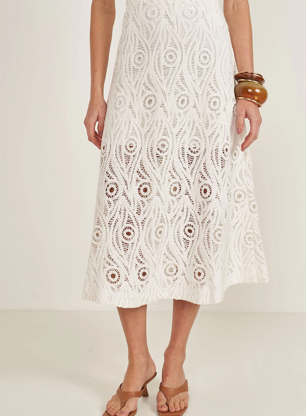 Saia Midi Comfort Com Babado Off Shell