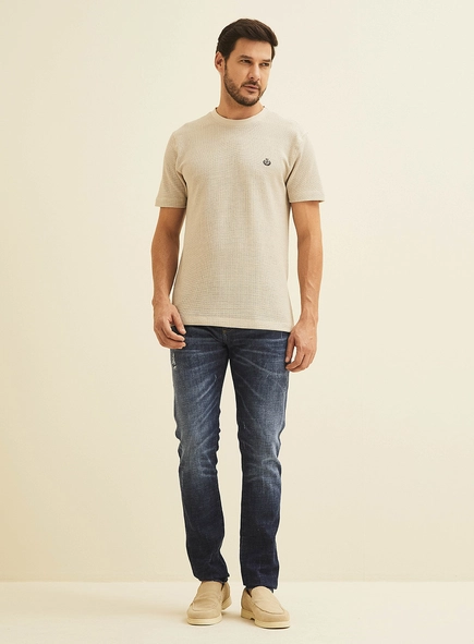 Camiseta New Slim Texturizada Com Detalhe Bordado