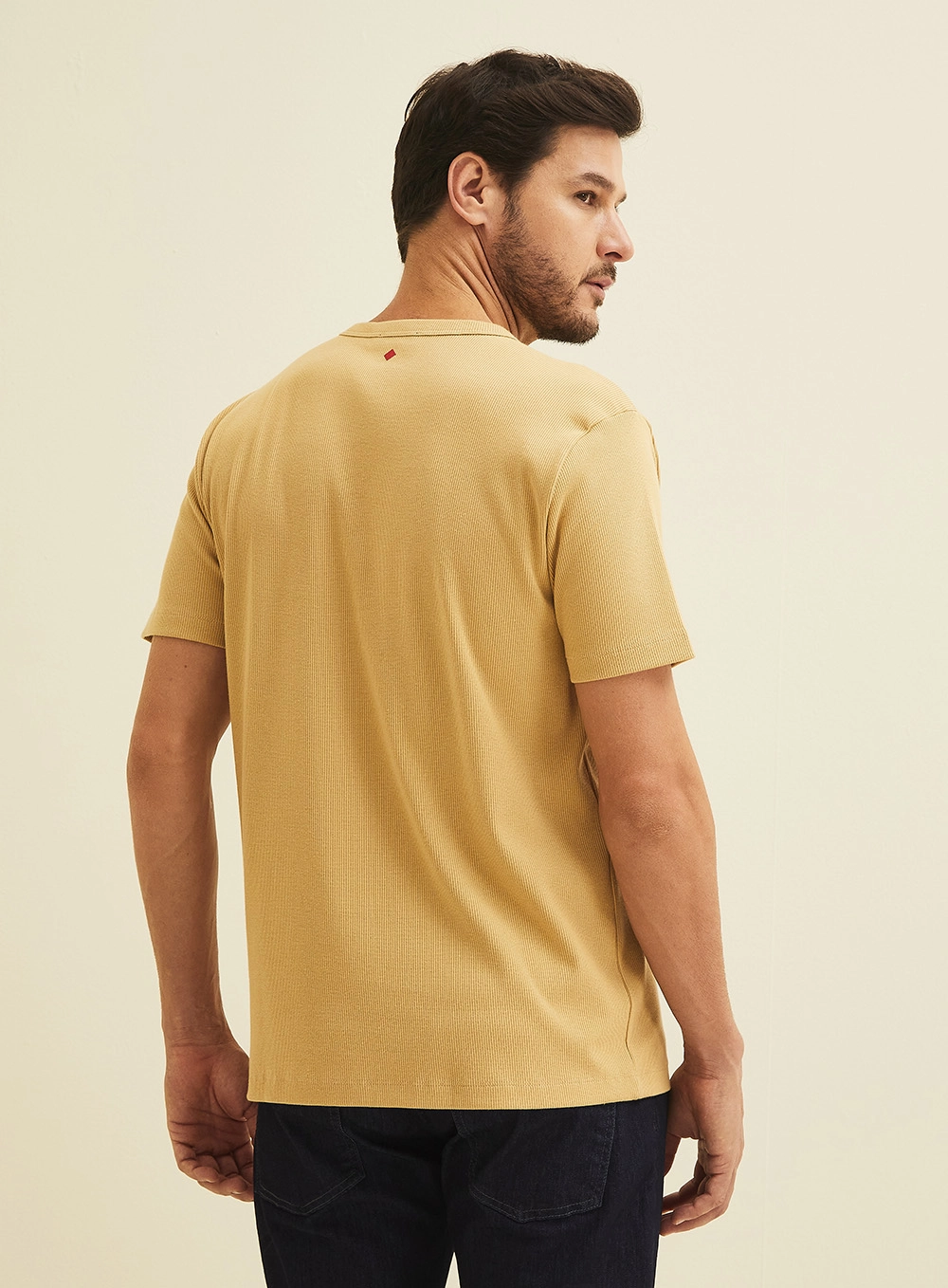 Camiseta Canelada New Slim Bege 4