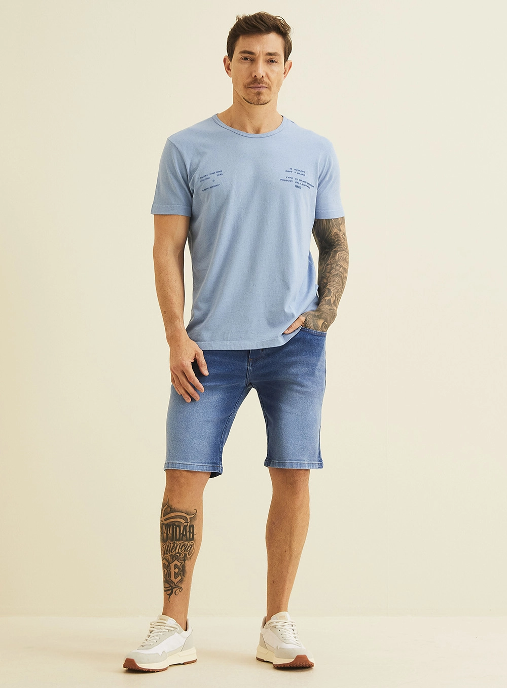 Camiseta Masculina Em Linho Azul 1
