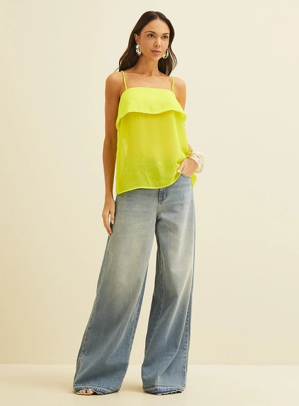 Blusa Ampla Com Detalhe Em Sobreposição