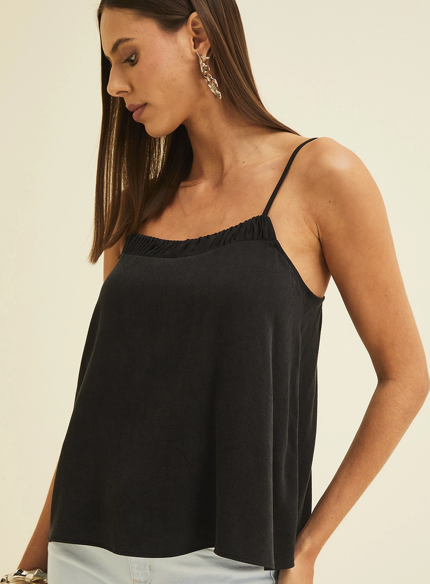 Blusa Solta Comfort Preto