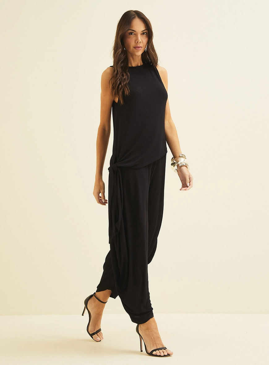 Blusa Assimétrica Em Tricô Preto