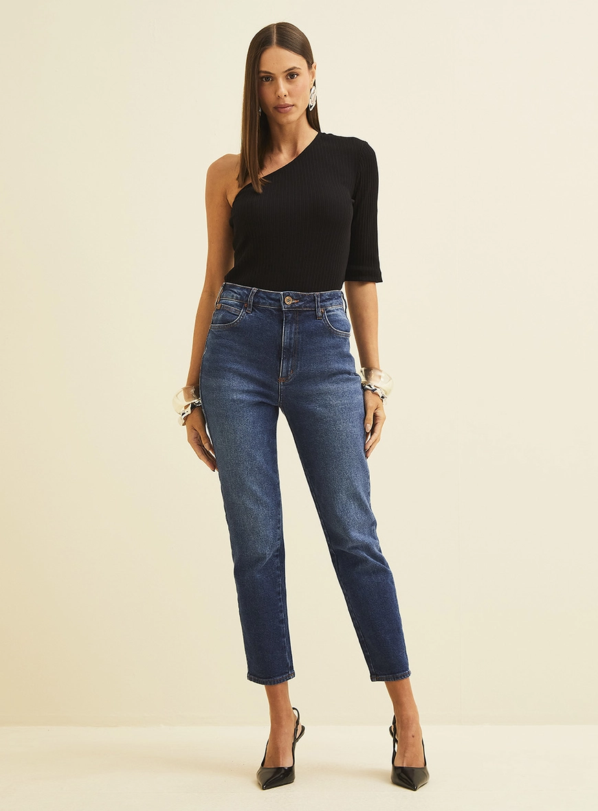 Blusa Justa Canelada Um Ombro Preto