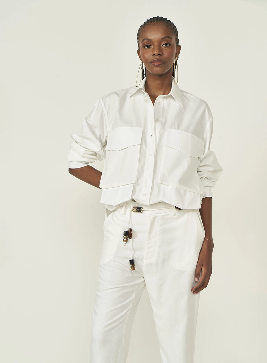 Camisa Loose Maxi Bolsos Frontais