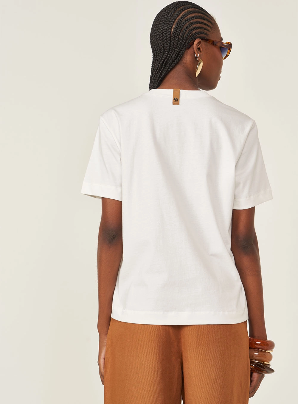 Camiseta Feminina Oversized Com Estampa Off Shell