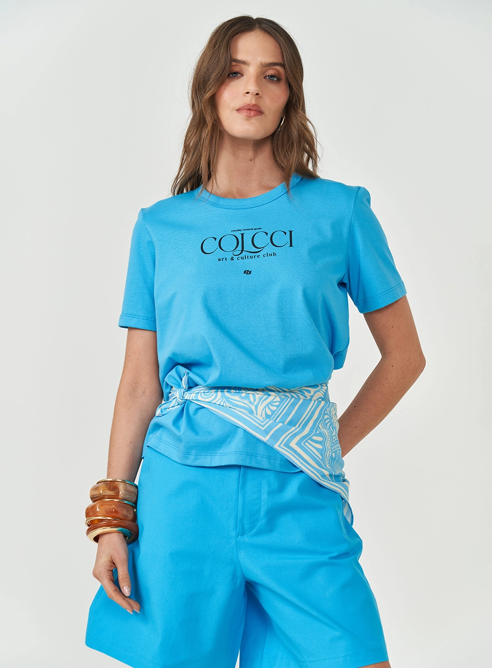 Camiseta Feminina Com Logo Frontal Azul