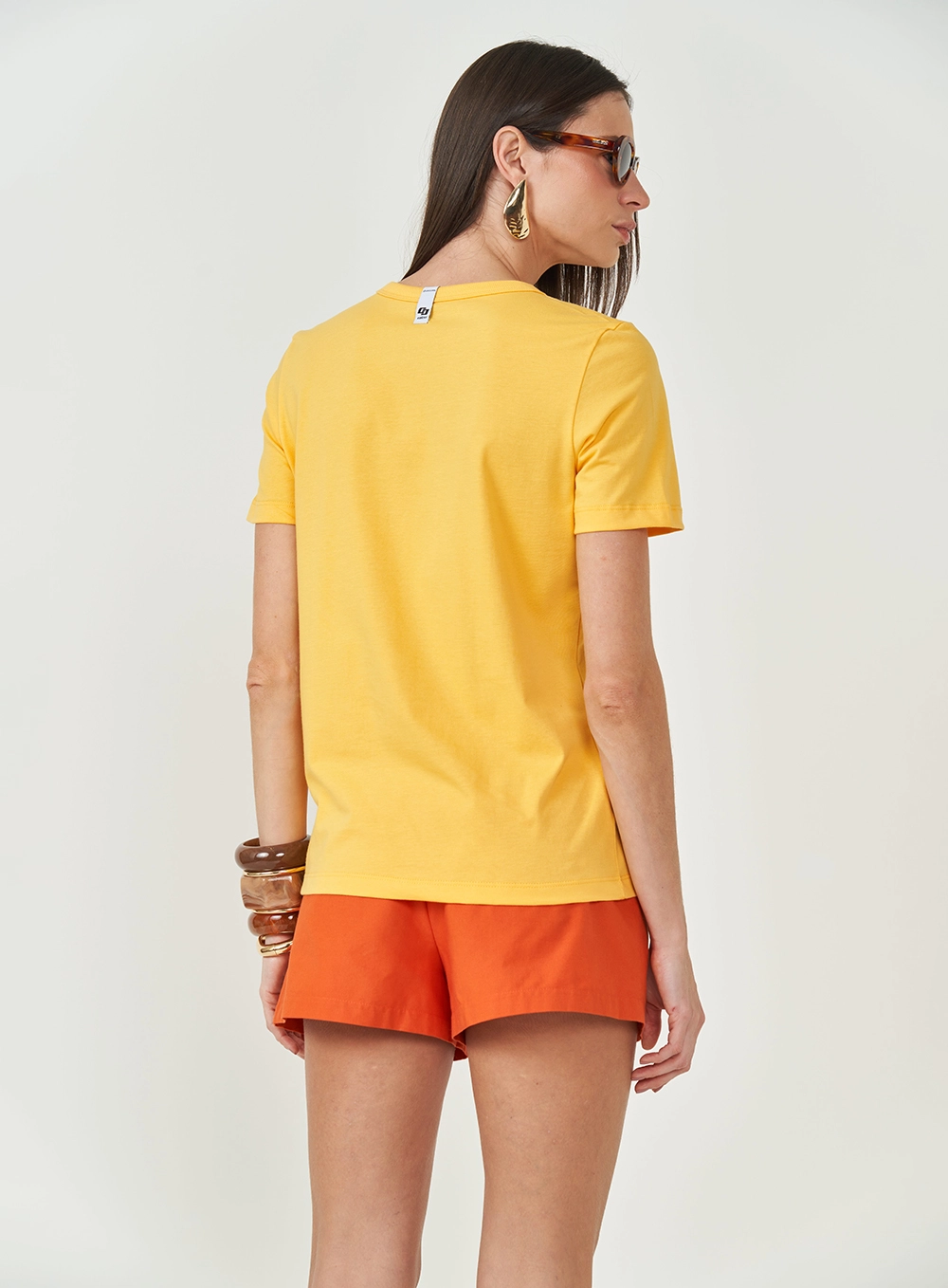 Camiseta Feminina Com Estampa Paradise Club Amarelo
