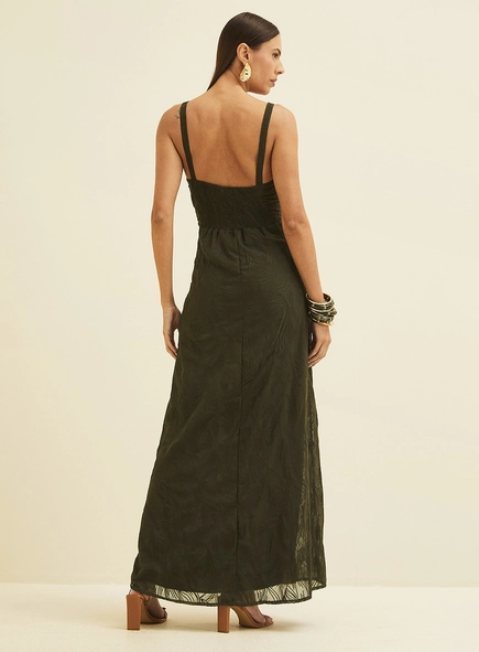 Vestido Longo Acinturado Com Bordado