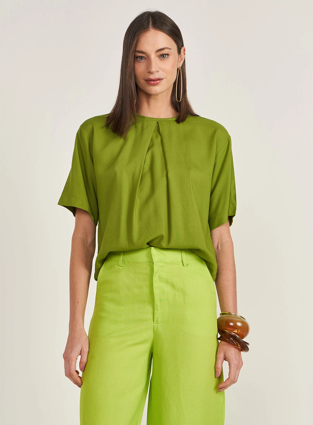 Camiseta Boy Com Detalhe Em Pregas Verde