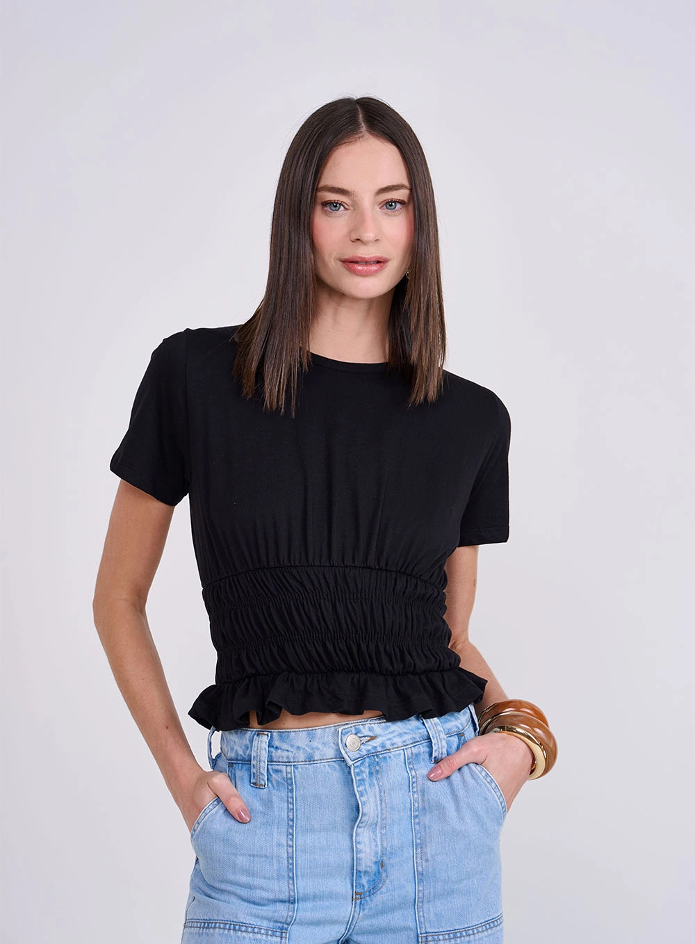 Camiseta Feminina Com Abertura Costas Preto