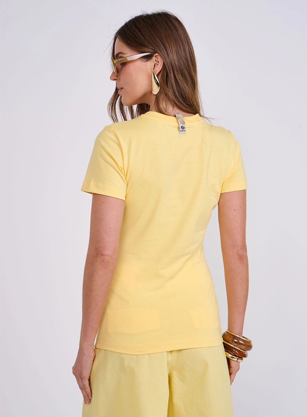 Camiseta Feminina Slim Amarelo