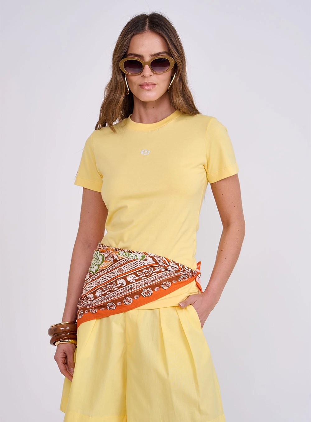 Camiseta Feminina Slim Amarelo
