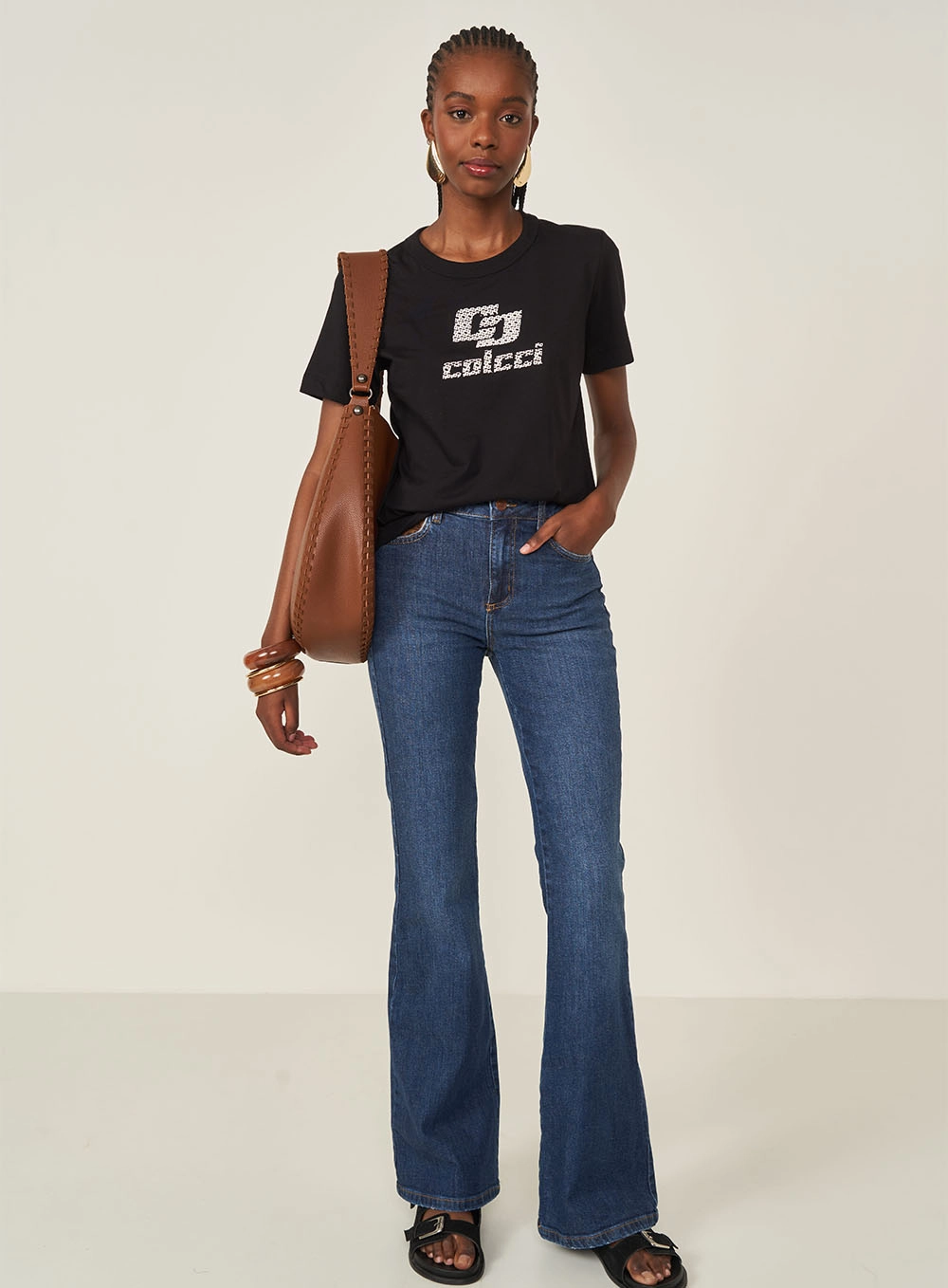 Camiseta Comfort Com Logo Preto