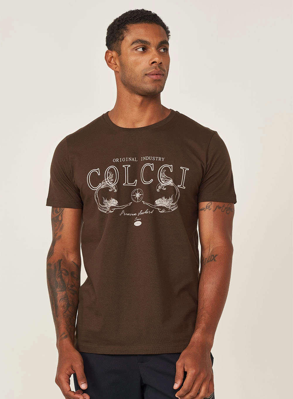 Camiseta Slim Com Estampa Marrom Coconut