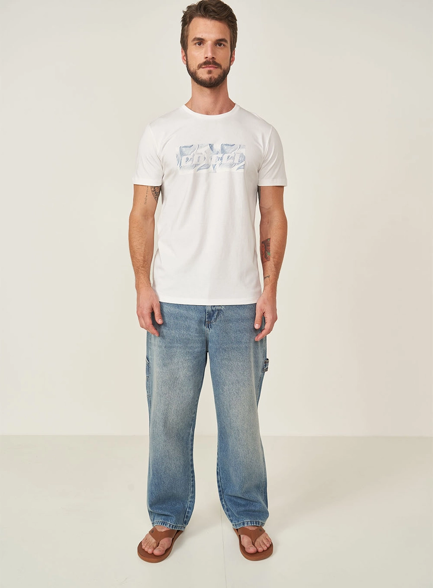 Camiseta Comfort Com Estampa Em Logo Frontal